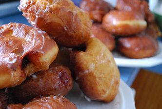 Tłusty czwartek. Koniec sporu pracodawców i pracowników o... pączki