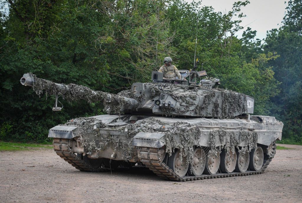 Wielka Brytania przekaże Ukrainie 12 czołgów Challenger 2