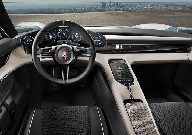 Porsche Mission E wnętrze
