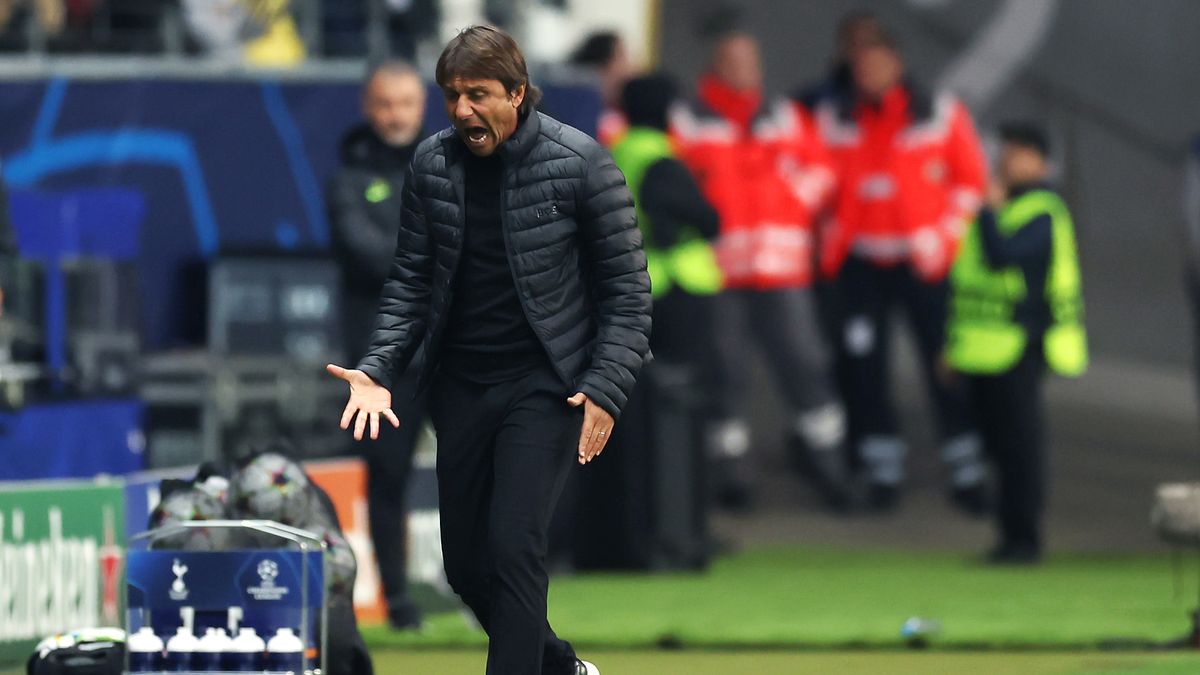 Getty Images / Alex Grimm / Na zdjęciu: trener Antonio Conte