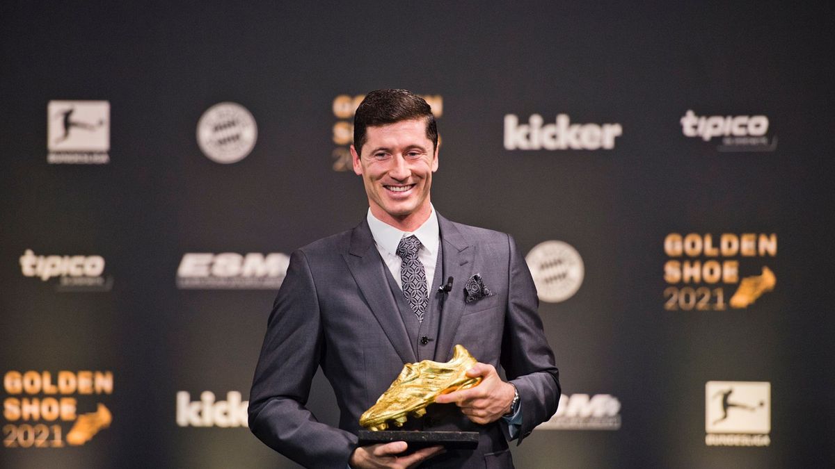 Zdjęcie okładkowe artykułu: Twitter / lewy_official / Na zdjęciu: Robert Lewandowski