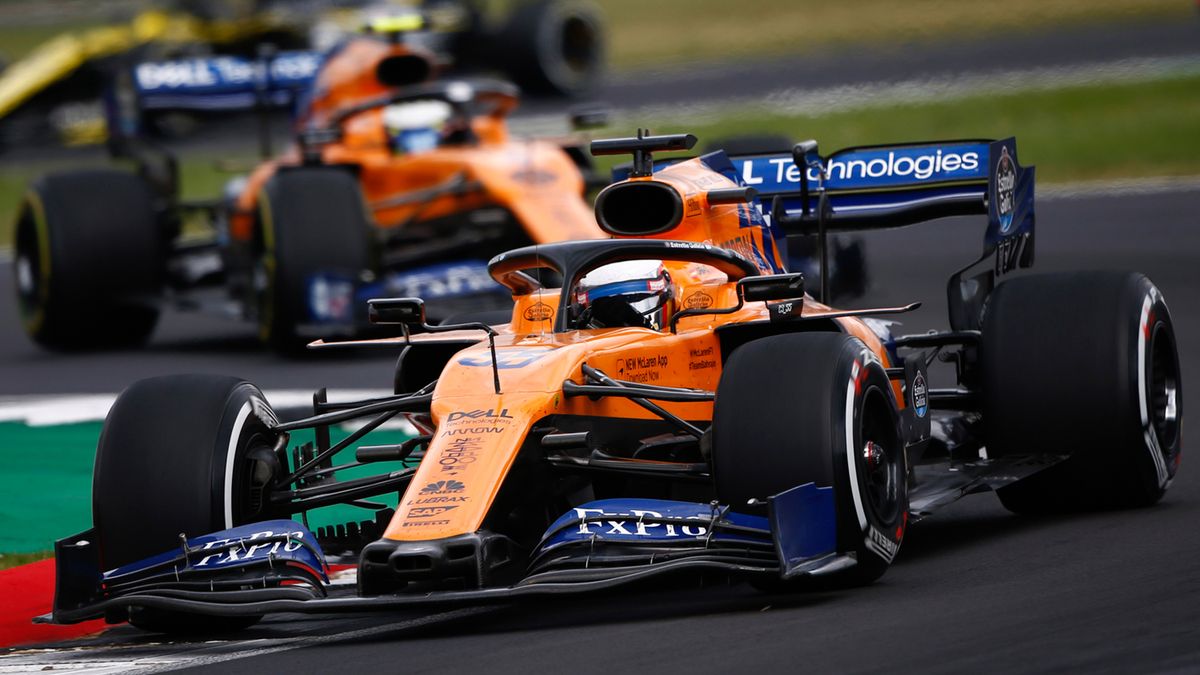 Zdjęcie okładkowe artykułu: Materiały prasowe / McLaren / Na zdjęciu: Carlos Sainz przed Lando Norrisem