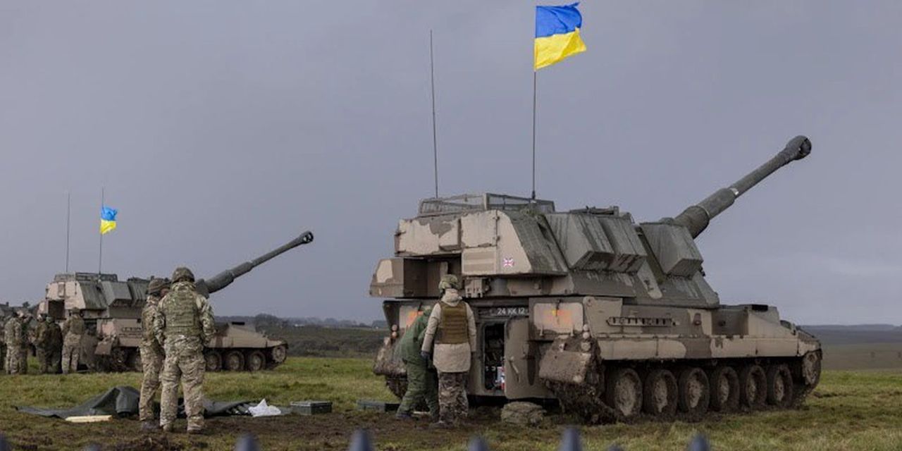 Ukrainian AS-90 howitzer withstands six Russian attacks