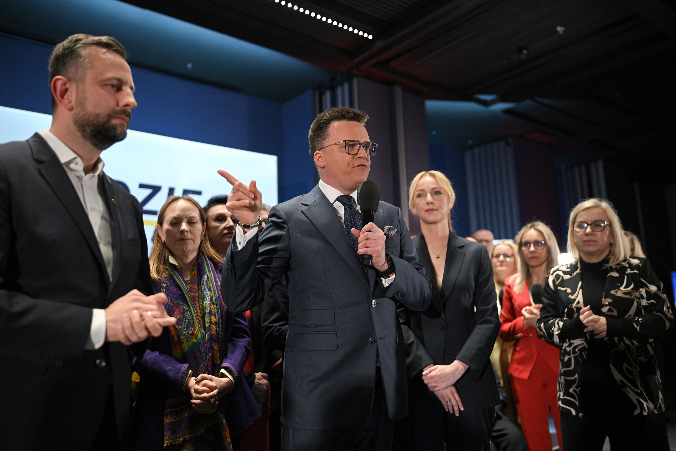 Wieczór w sztabie wyborczym Szymona Hołowni w Warszawie