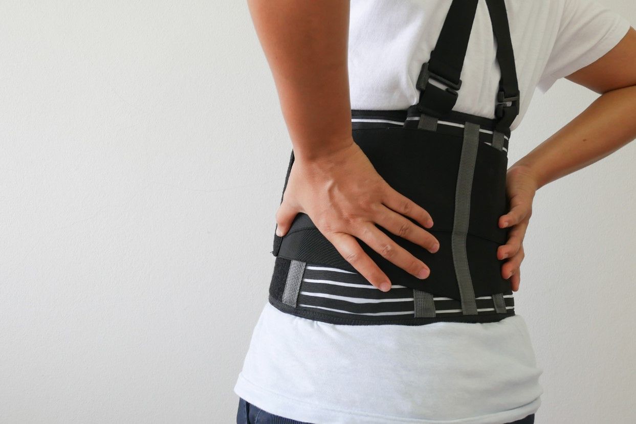 Gorset ortopedyczny – wskazania, działanie, wybór i cena
