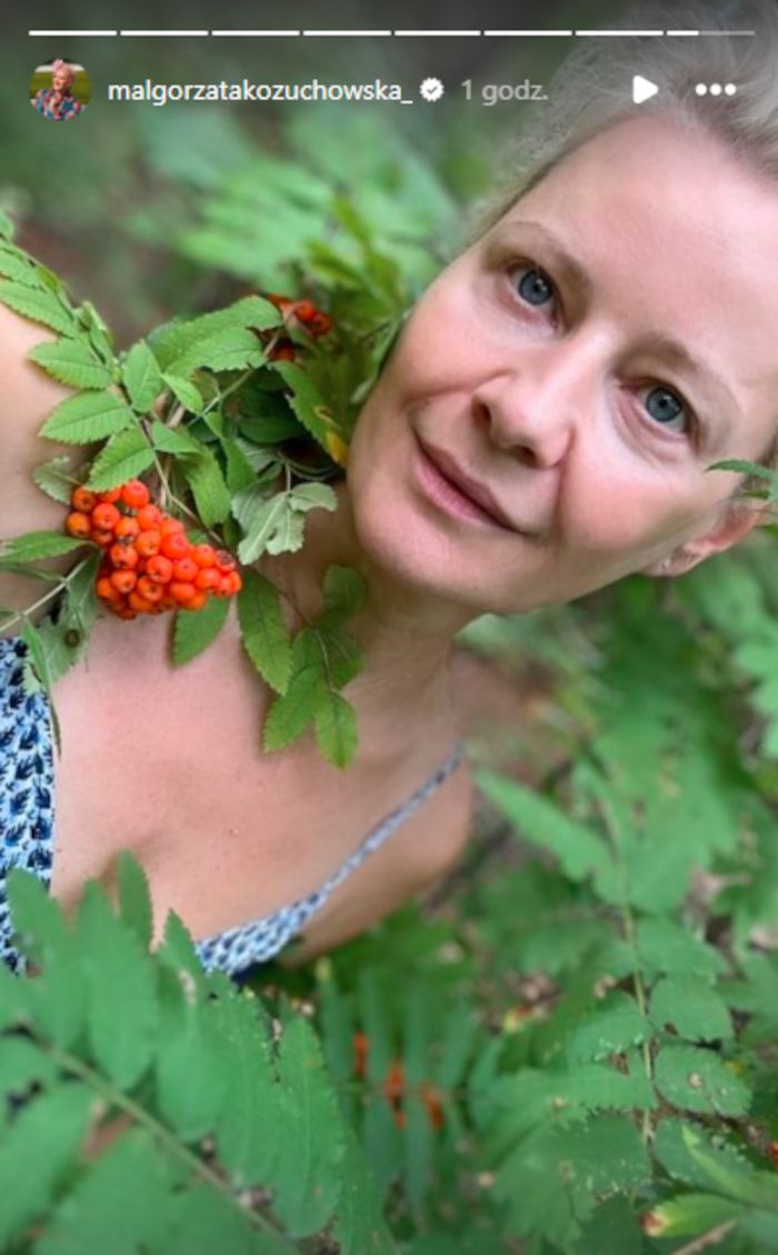 Naturalna Małgorzata Kożuchowska w otoczeniu natury