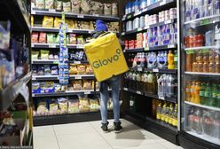 Glovo nie dostarczy alkoholu z Biedronki w Krakowie. Wpadka podczas kontroli