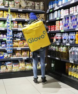 Glovo nie dostarczy alkoholu z Biedronki w Krakowie. Wpadka podczas kontroli