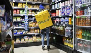 Glovo nie dostarczy alkoholu z Biedronki w Krakowie. Wpadka podczas kontroli