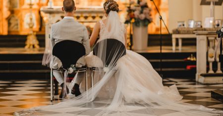 Dostała zaproszenie z prośbą o przelew. Nowa moda na weselach?