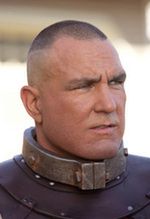 Vinnie Jones chce rozśmieszać