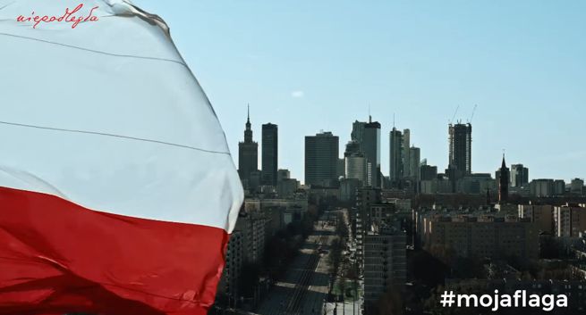 „Niepodległa” zachęca do wywieszenia flagi w jej święto