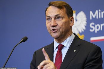 Sikorski proponuje "Legion Europejski". Należeliby do niego Ukraińcy