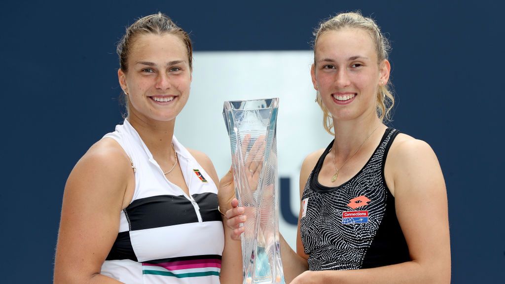 Getty Images / Matthew Stockman / Na zdjęciu: Aryna Sabalenka i Elise Mertens, triumfatorki Miami Open 2019 w deblu