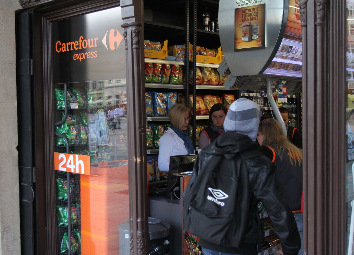 Carrefour stawia na mniejsze sklepy. Francuzi zmieniają strategię