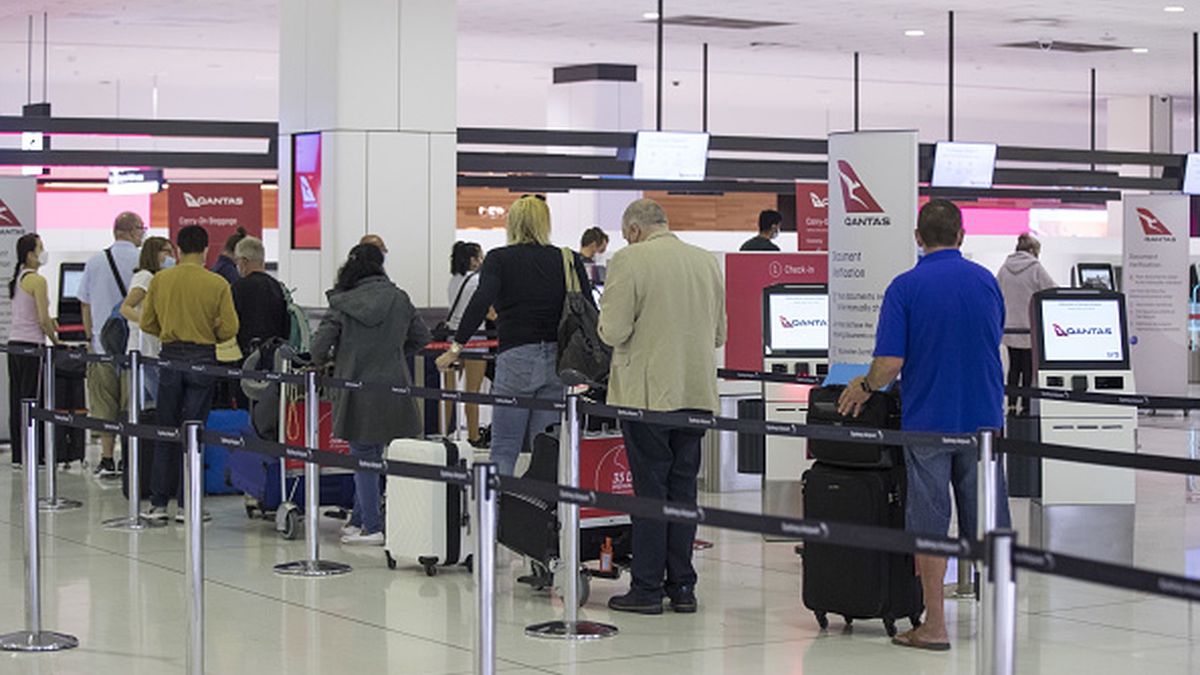 Kolejne kobiety skarżą się na zachowanie pracowników ochrony lotniska w Sydney