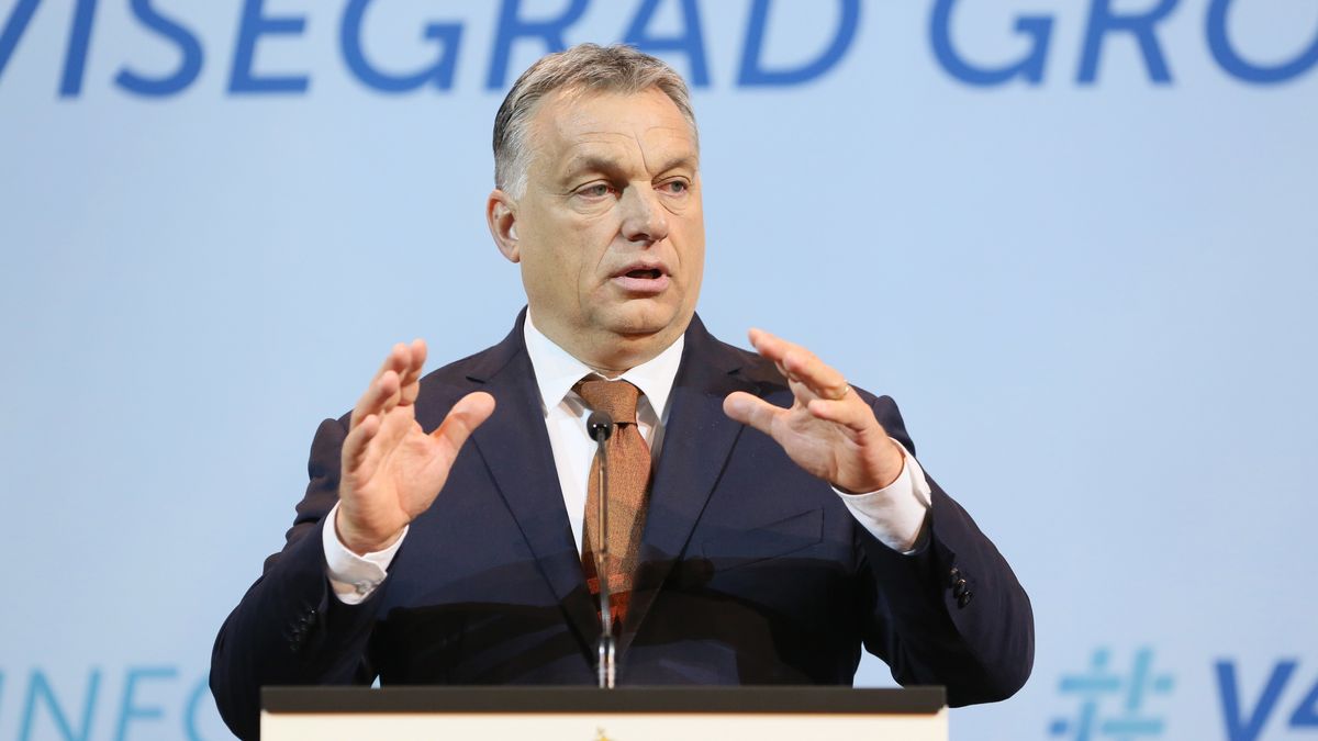PAP / Leszek Szymański / Na zdjęciu: Wiktor Orban