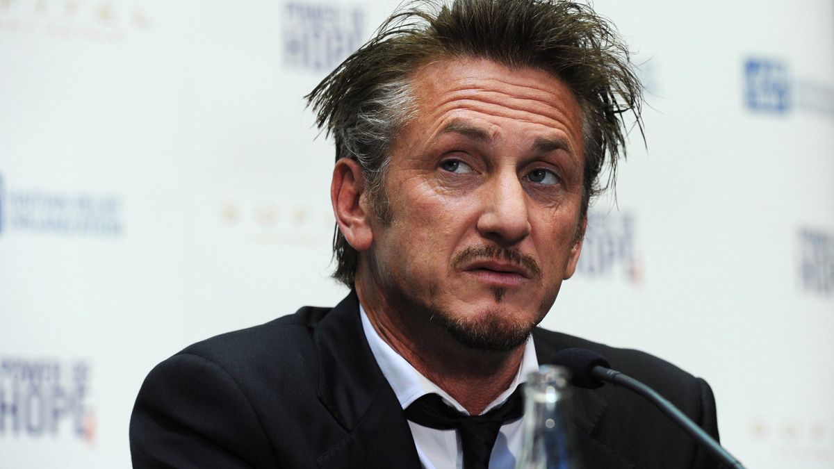 Sean Penn chce w pełni zaszczepionej ekipy na planie serialu