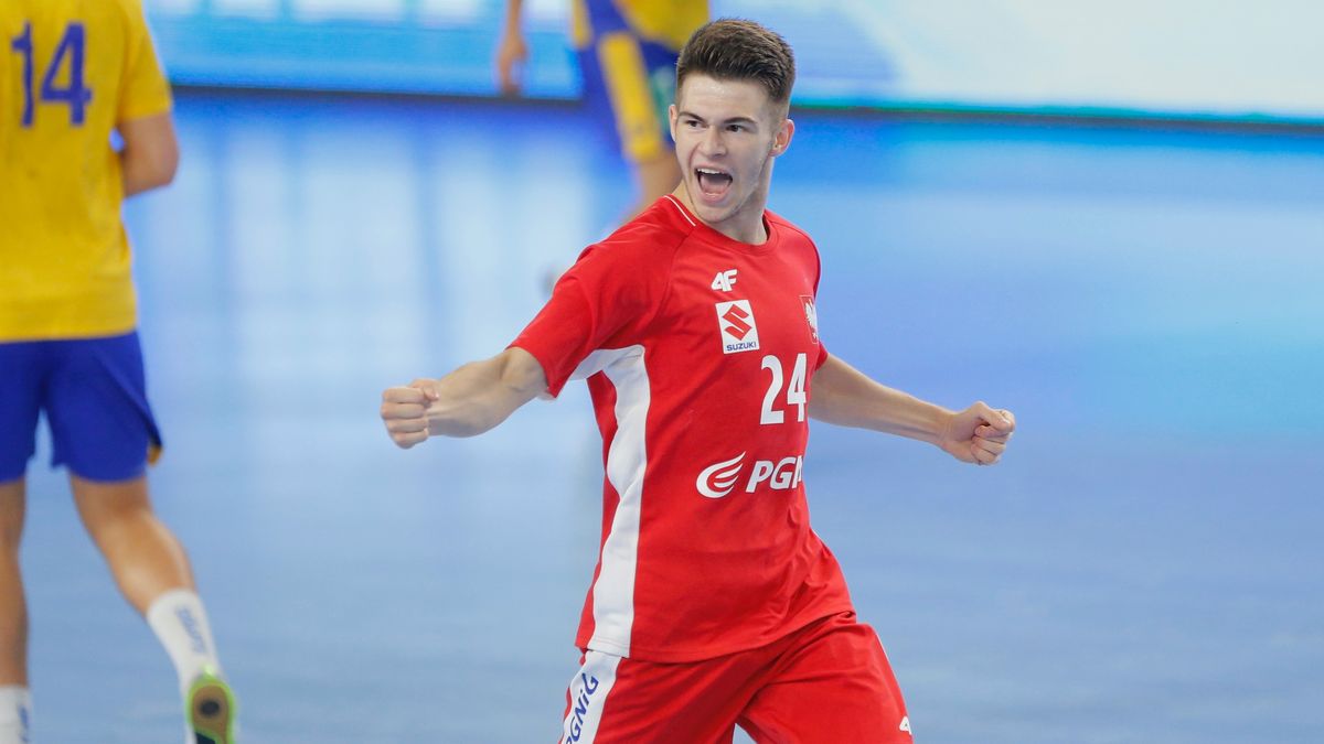 Materiały prasowe / hrsphoto / Na zdjęciu: Michał Scisłowicz w reprezentacji juniorów