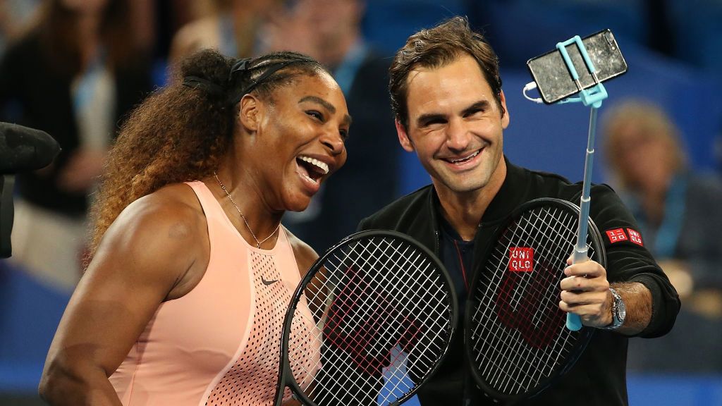 Serena Williams (z lewej) i Roger Federer