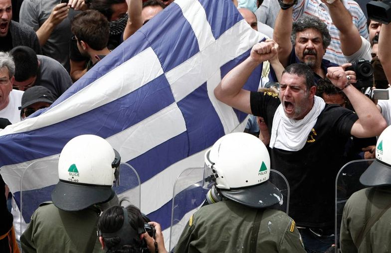 Kryzys w Grecji. Nie ma zgody eurogrupy na 2 mld euro pomocy