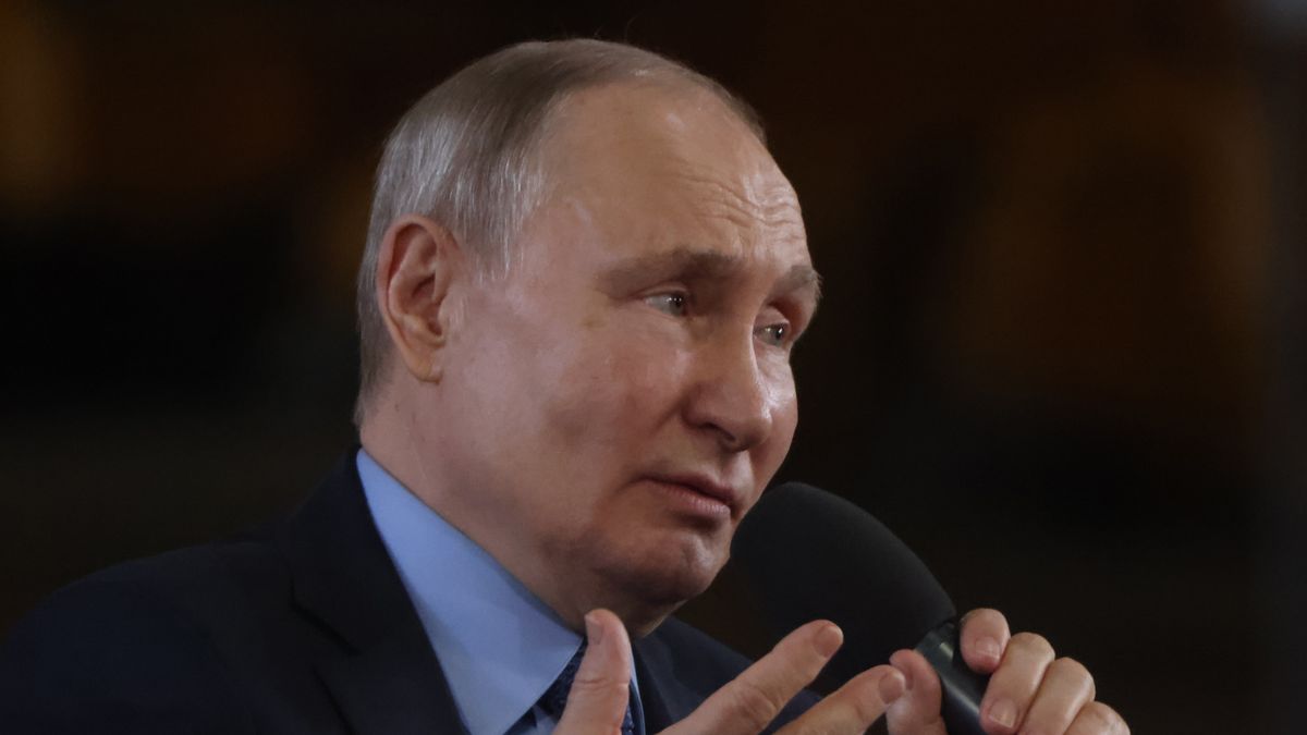 TULA, RUSSIA - APRIL 4: (RUSSIA OUT) Russian President Vladimir Putin meets with workers at the Tulazheldormash plant of the PTK Group on April 4, 2023 in Tula, Russia. Putin is having a one day work trip to Tula, an industrial city, located 193 kilometers (120 mi) south of Moscow. (Photo by Contributor/Getty Images)