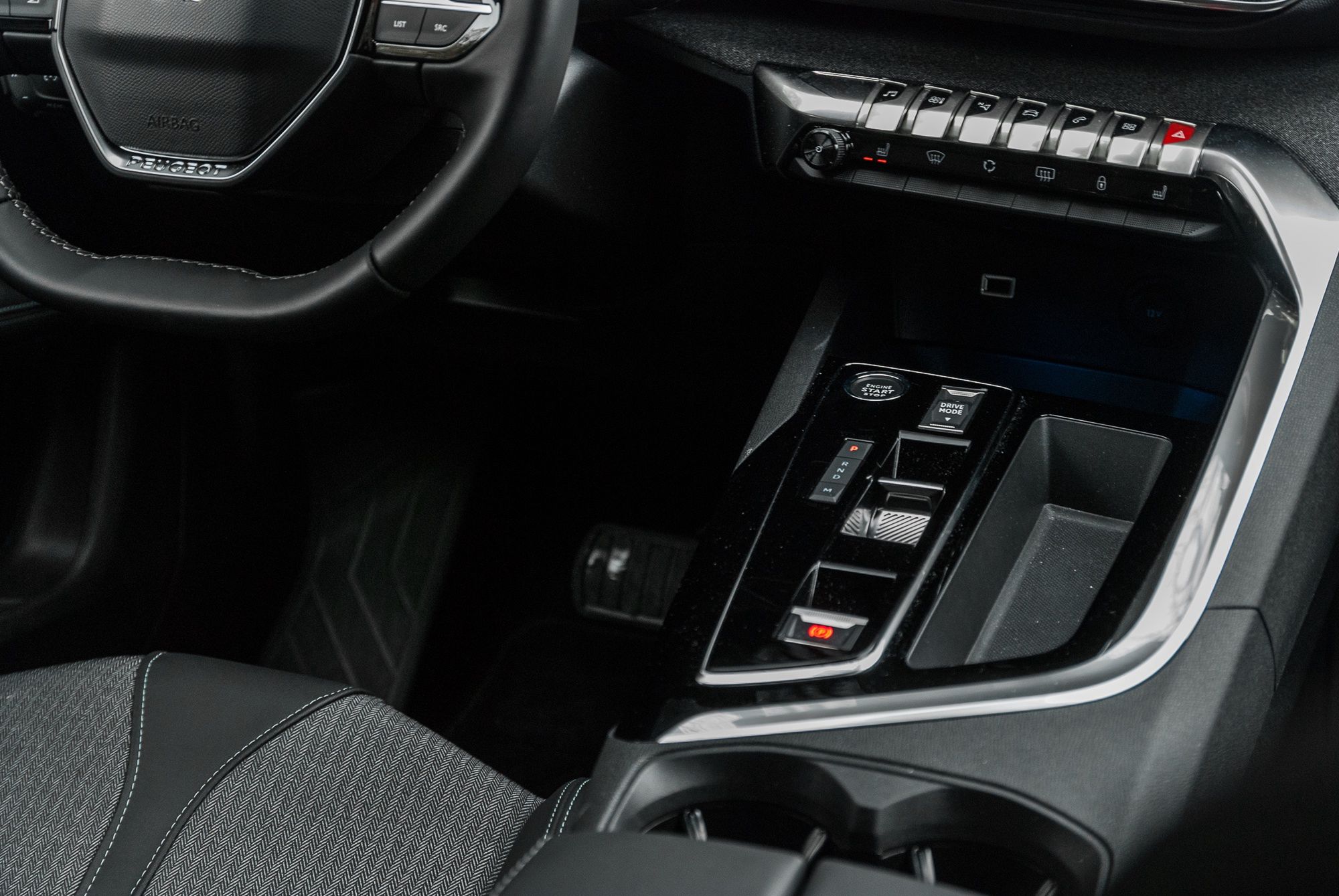 Peugeot 5008 hybrid