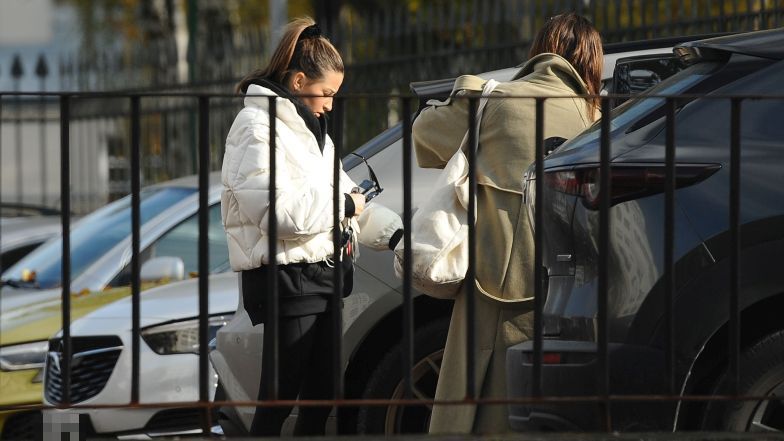Julia Wieniawa w kurtce za 12 tysięcy drepcze do restauracji