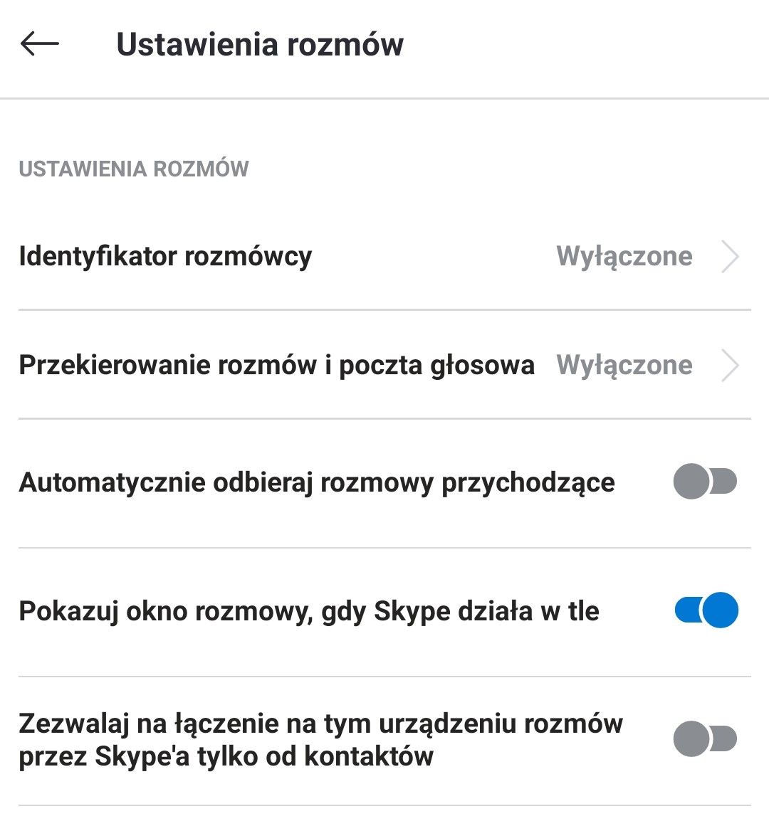 Automatyczne odbieranie rozmów w Skype na Androidzie jest domyślnie wyłączone.