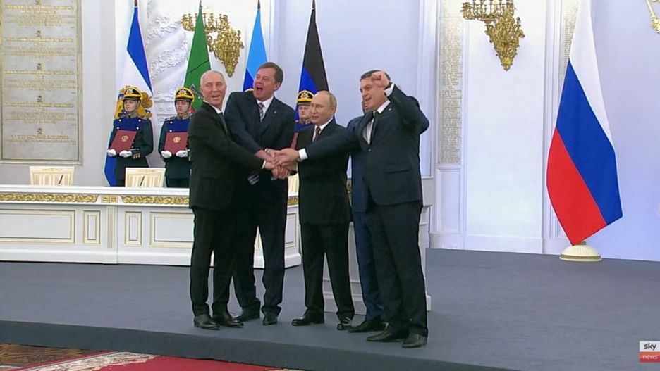 Putin z liderami przyłączonych "republik" 