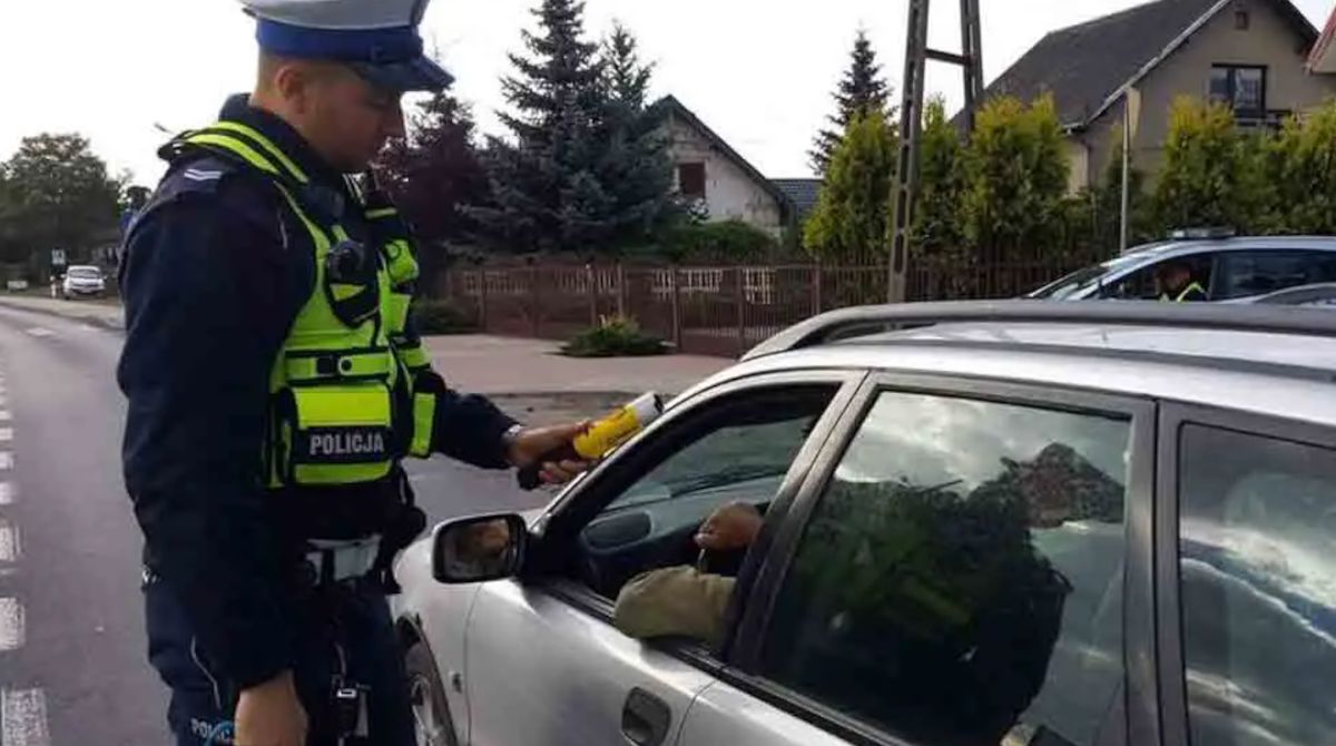Pijany 26-latek wpadł na "Trzeźwym poranku". Przejechał po niego pijany brat