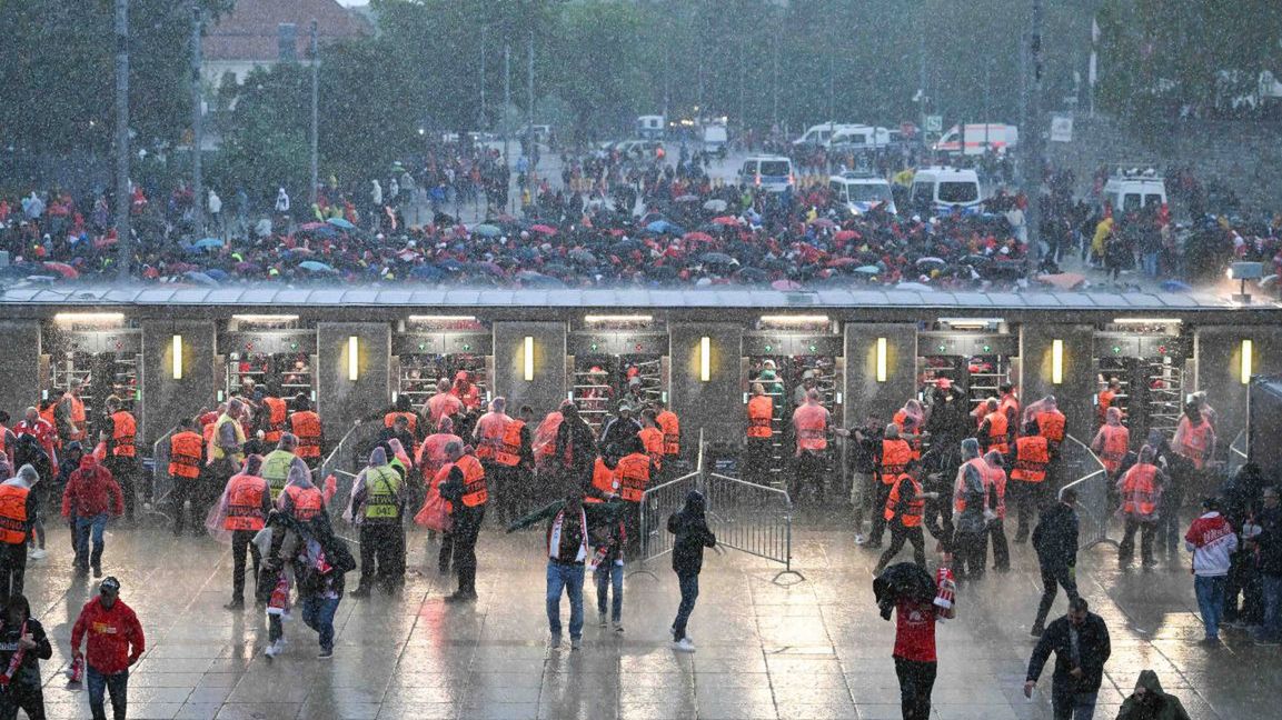 Zdjęcie okładkowe artykułu: Newspix / IMAGO / Protest przed stadionem w Berlinie