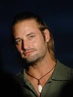 Josh Holloway miał sprzedawać domy