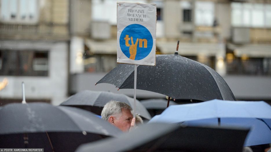 Protesty w obronie TVN i wolnych mediów w Łodzi. Sierpień 2021