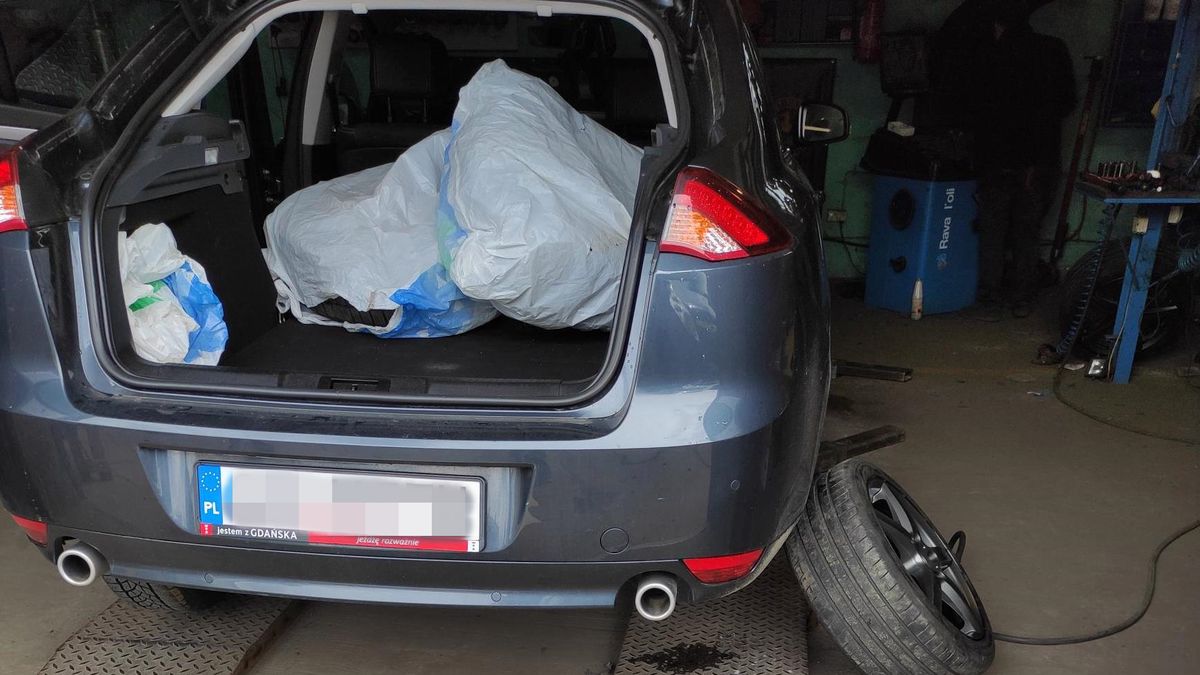 Teraz najlepiej zmienić opony na zimowe, bo potem będą kolejki. A i pogoda już się nie poprawi