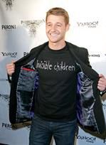 Ben McKenzie nie może wyjść z siebie