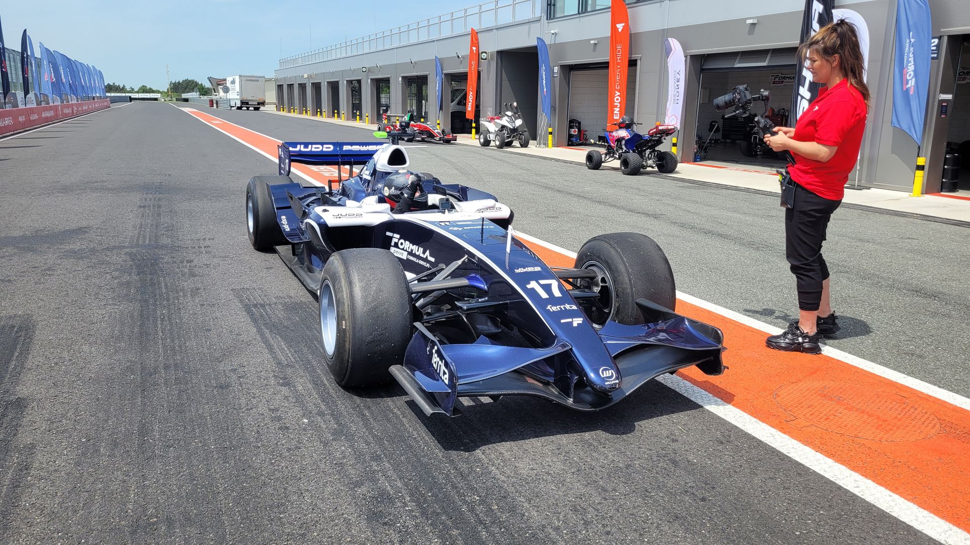 Williams FW29