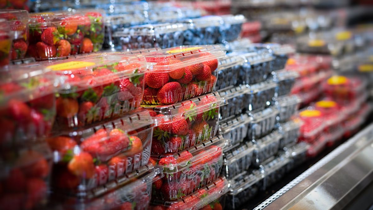 Truskawki - czy na pewno są zdrowe? Dietetyczka komentuje