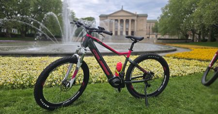 E-bike dla nastolatka? Elektryczne rowery mogą być sposobem na aktywność i większą samodzielność