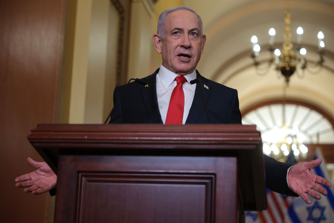 Netanyahu vows decisive response after Houthi attack on Israel