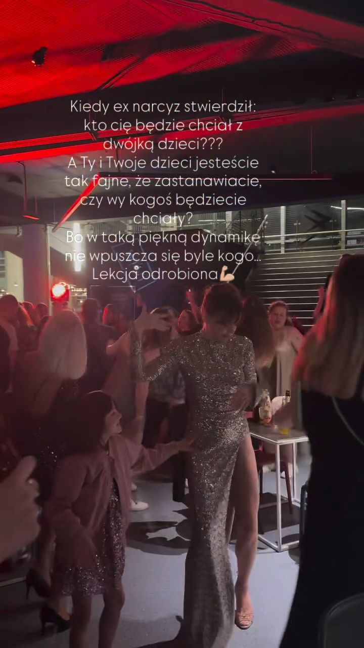Anna Wendzikowska z córkami
