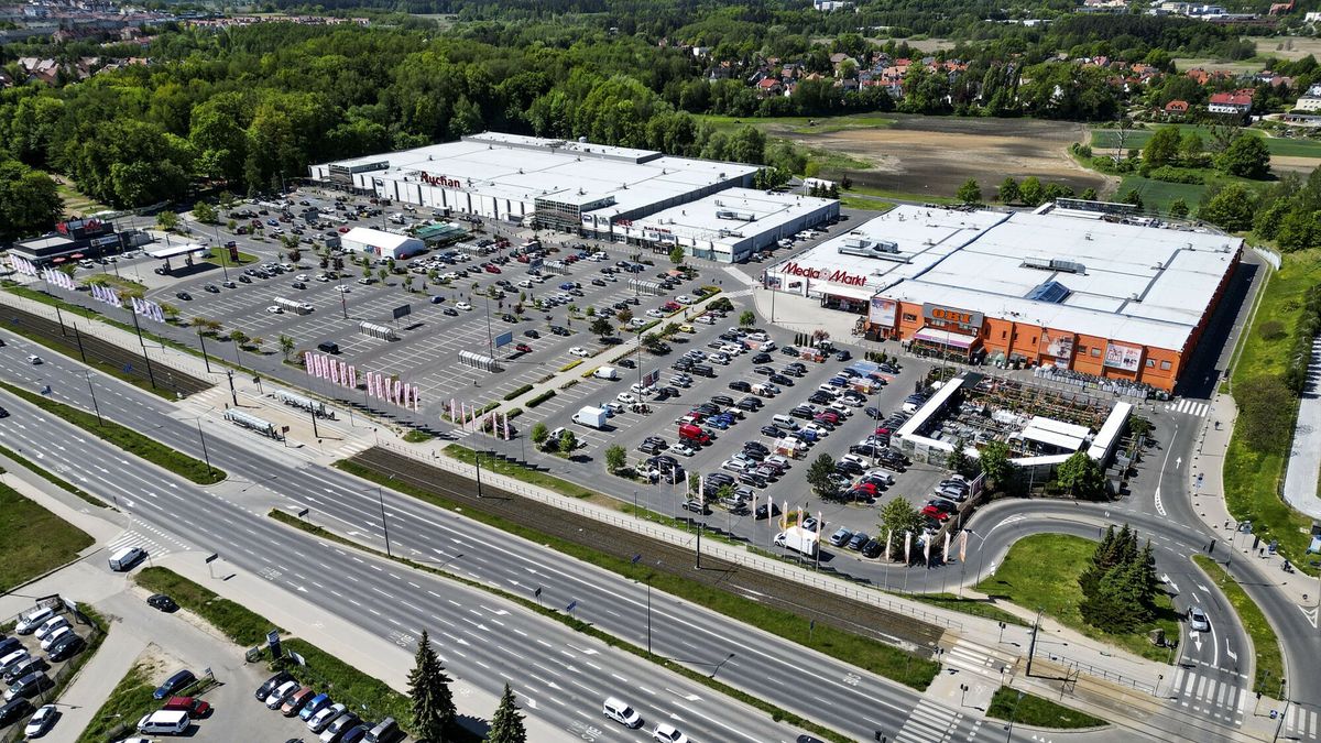 Reporter archiwum 2024 05
14.05.2024 Olsztyn fot. Artur Szczepanski/REPORTER n/z Auchan, Media Markt, OBI przy al. Sikorskiego w Olsztynie
Artur Szczepanski/REPORTER