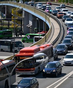 Już od niedzieli. Nowe obowiązkowe wyposażenie samochodów