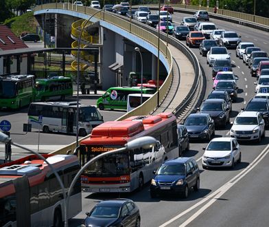 Już od niedzieli. Nowe obowiązkowe wyposażenie samochodów