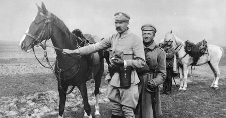 Wymagająca krzyżówka z historii Polski. 19 pytań, na które odpowie tylko znawca