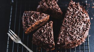 Ciasto piernikowe z kremem. Zrobisz je na ostatnią chwilę