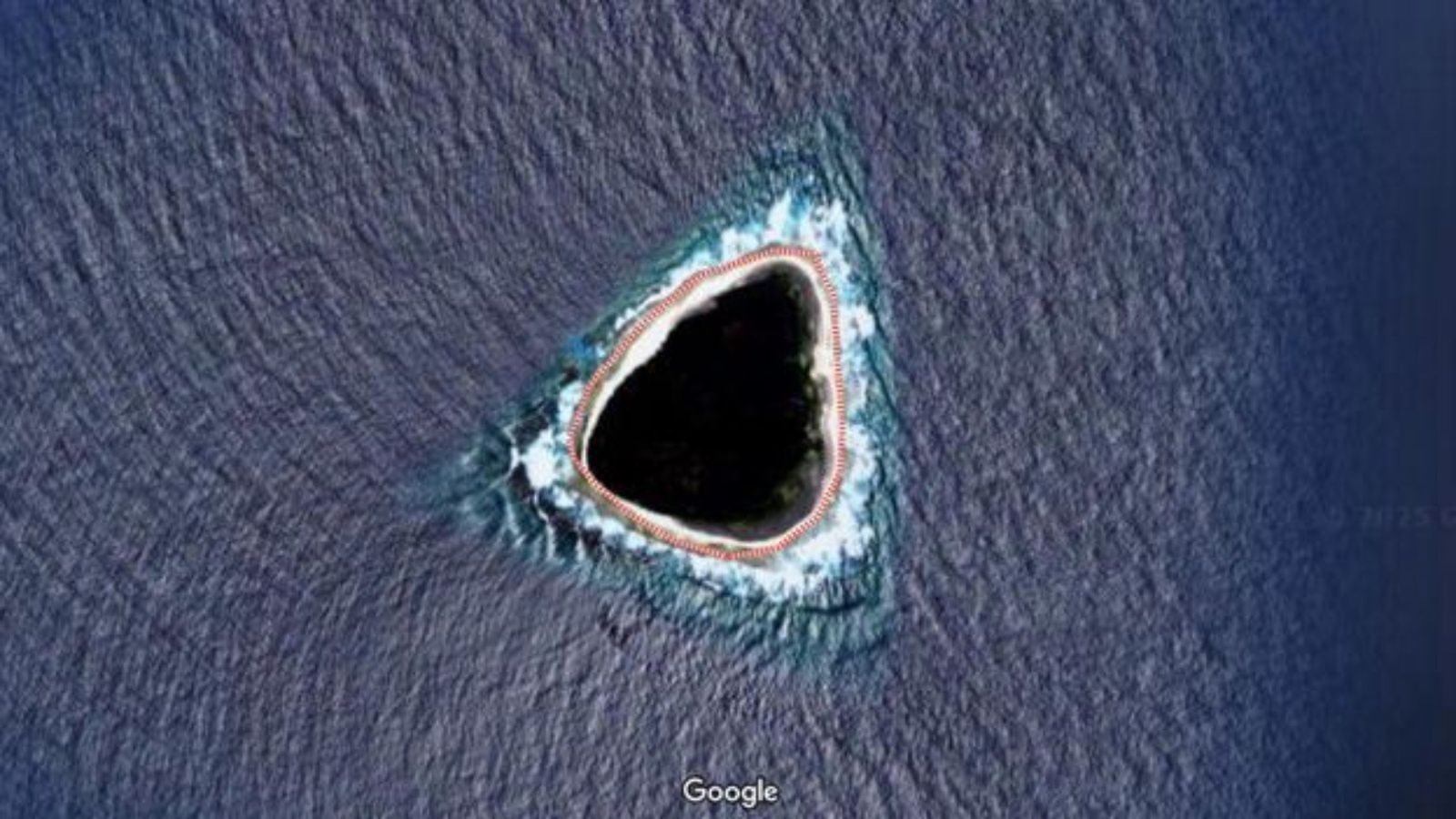 Widok z satelity na wyspę Vostok, należy do Kiribati