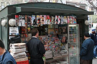 Kryzys prasy drukowanej. Amerykańskie redakcje likwidują tysiące etatów