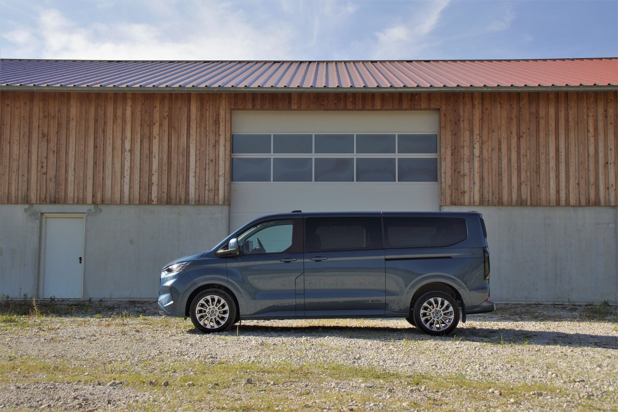 Ford Tourneo Custom 2023 