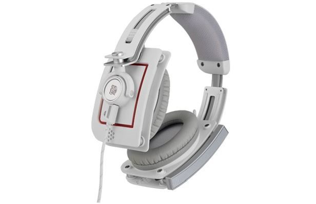 Level 10 M Headset - ekskluzywny zestaw słuchawkowy od BMW i Tt eSports 2